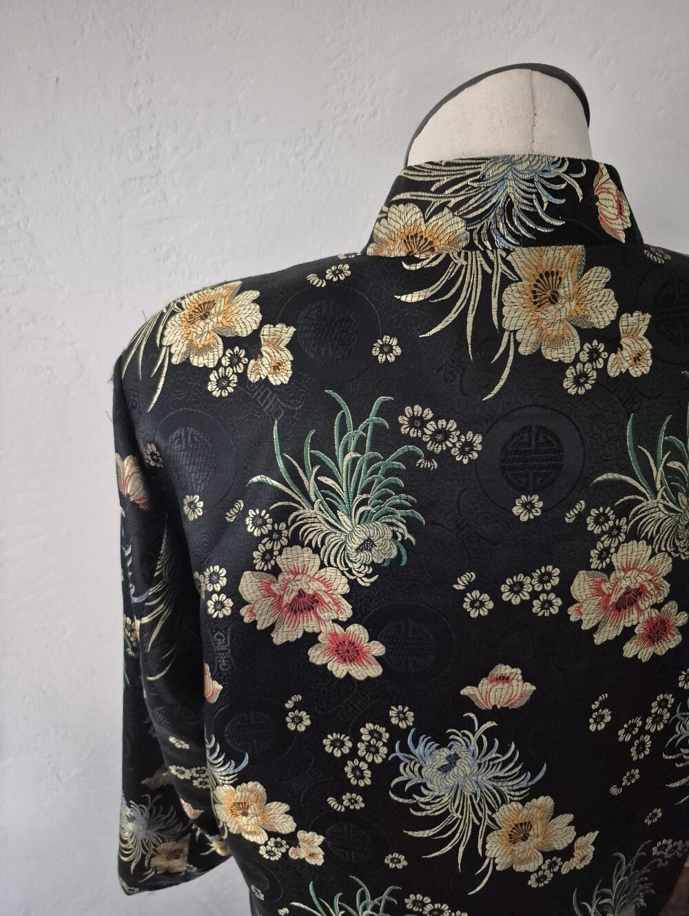 Vintage Black Floral Satin Mandarin Collar Kimono Jacket 2X - Picture 7 of 12